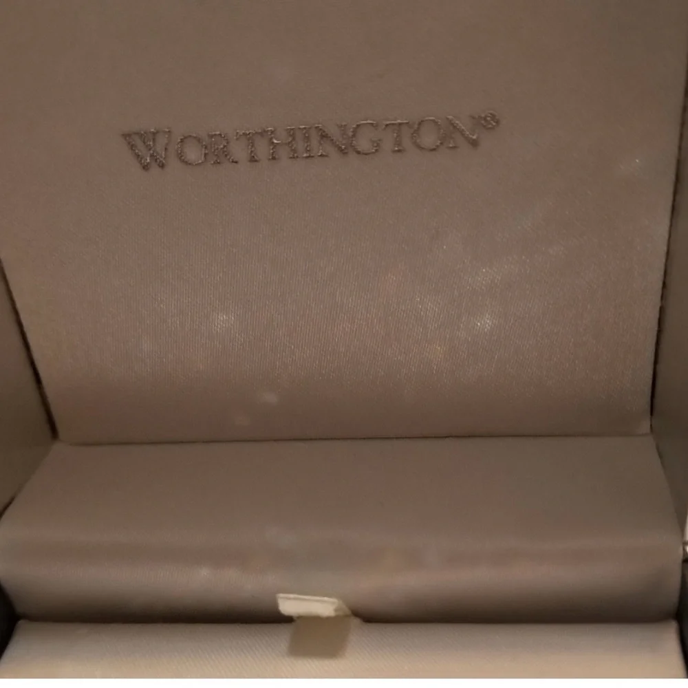 Crystal Open Heart Brooch - Picture 3 of 8